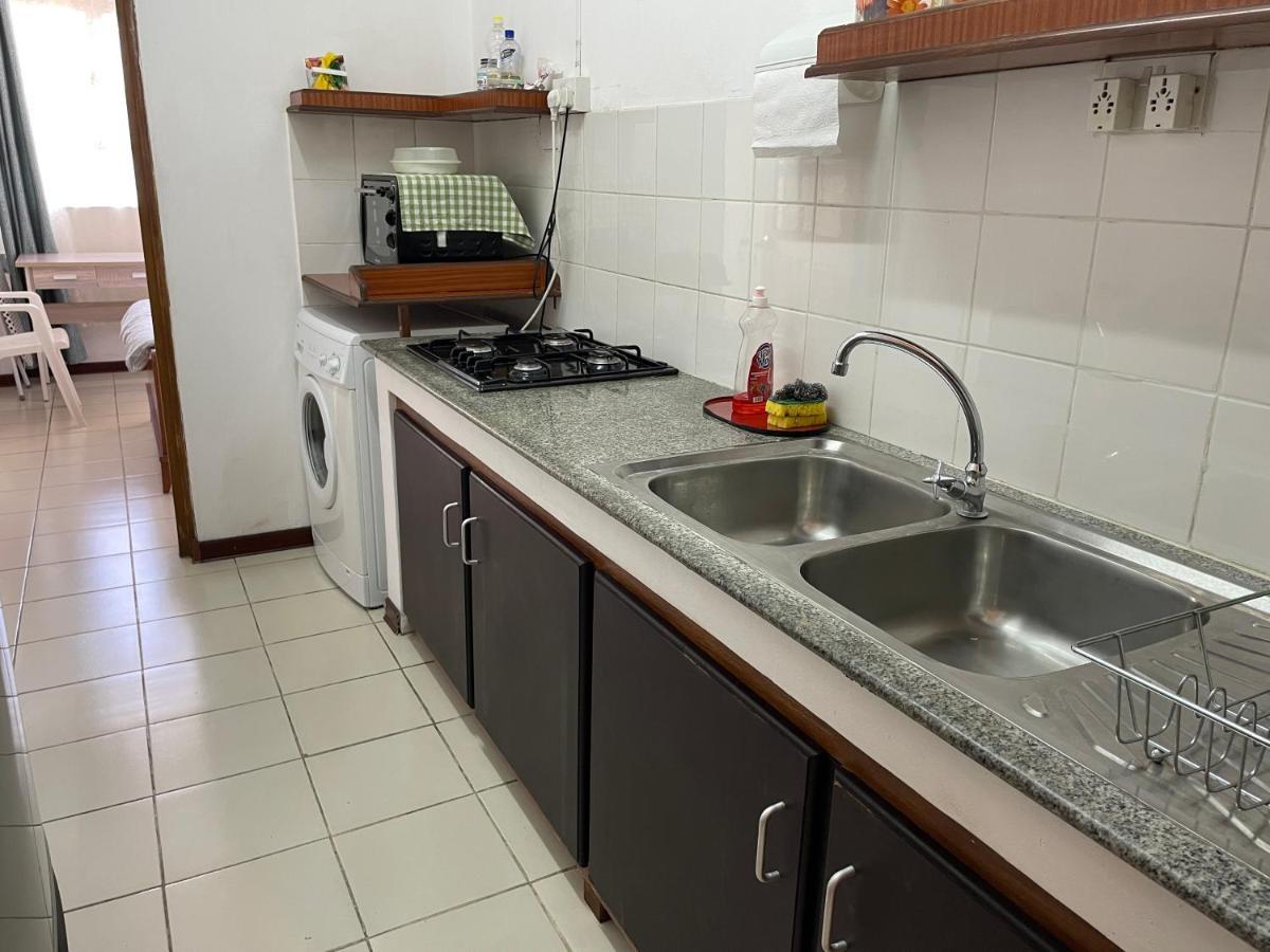 Private Apartment Wakin Residence, City Centre, ปอร์ต หลุยส์ ภายนอก รูปภาพ